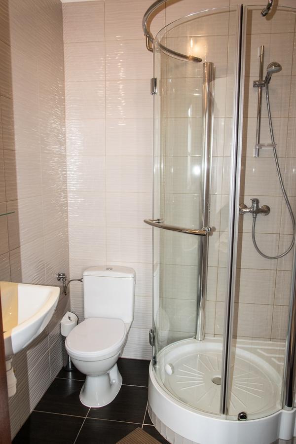 Palacyk W Pakosci Hotel Εξωτερικό φωτογραφία